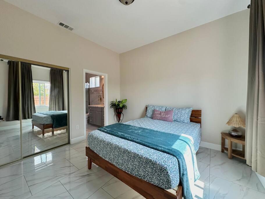 New Renovated House In Little Saigon Midway City Exterior foto