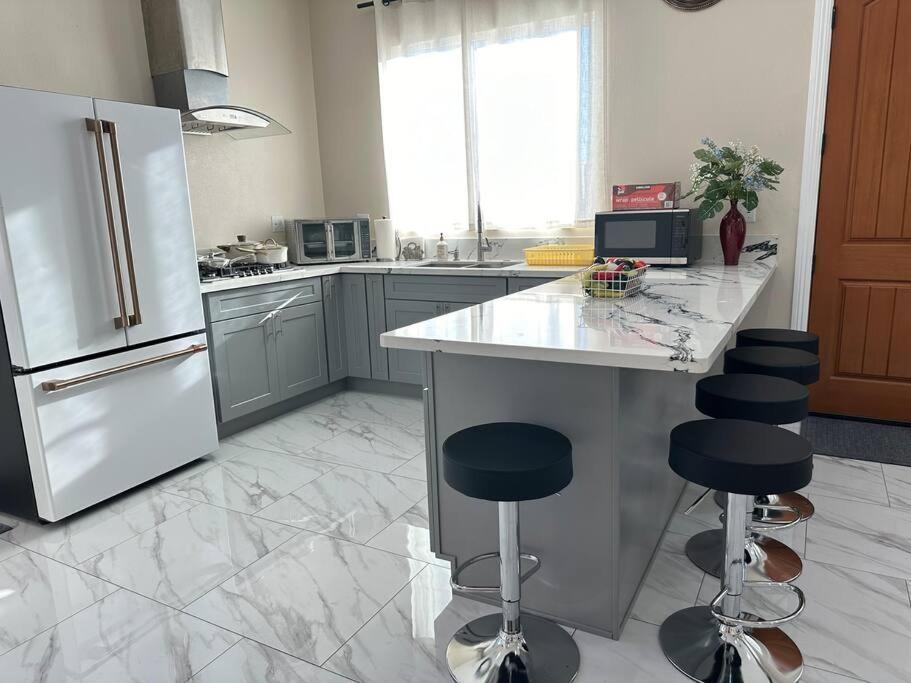 New Renovated House In Little Saigon Midway City Exterior foto